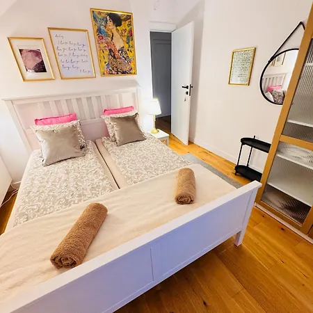 Boho Holistic House - Forest, Yoga Massage Zabierzow
