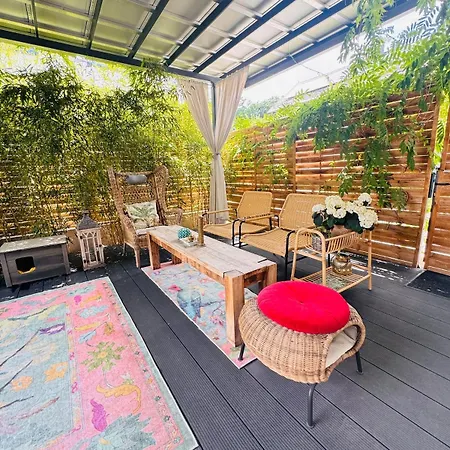 Boho Holistic House - Forest, Yoga Massage *